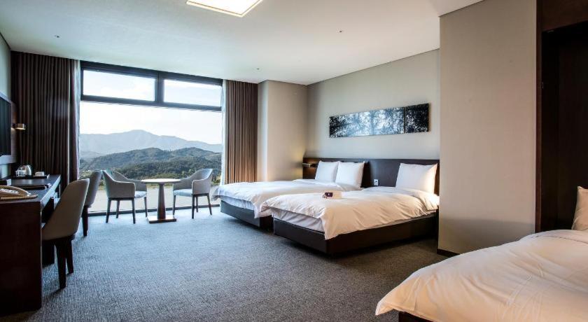 The Bloomvista Hotel Yangpyeong Exterior photo